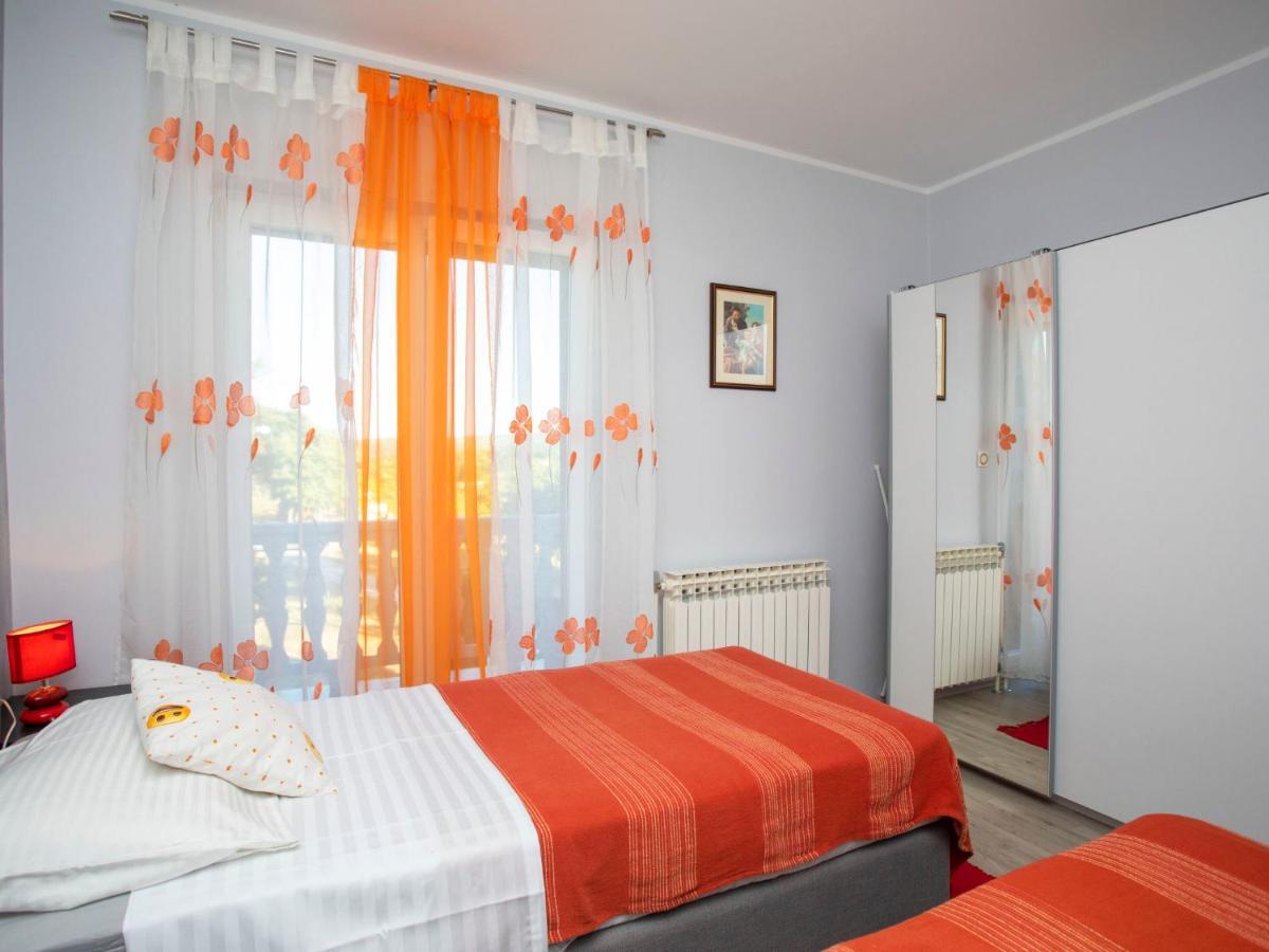 Apartment Olivia By Interhome Pićan Екстериор снимка